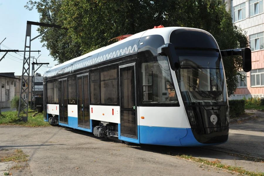 71-628M Low-Floor Tram Car for Passenger Transport