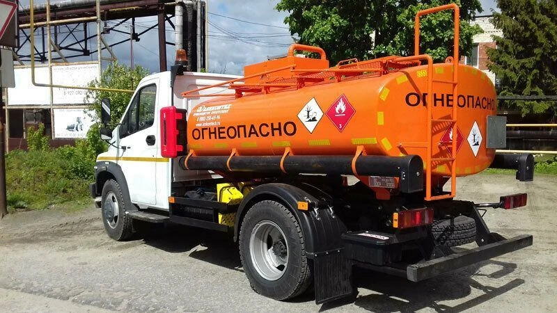 Fuel Tanker Type 47122, Modification 47122R Based on GAZ Chassis