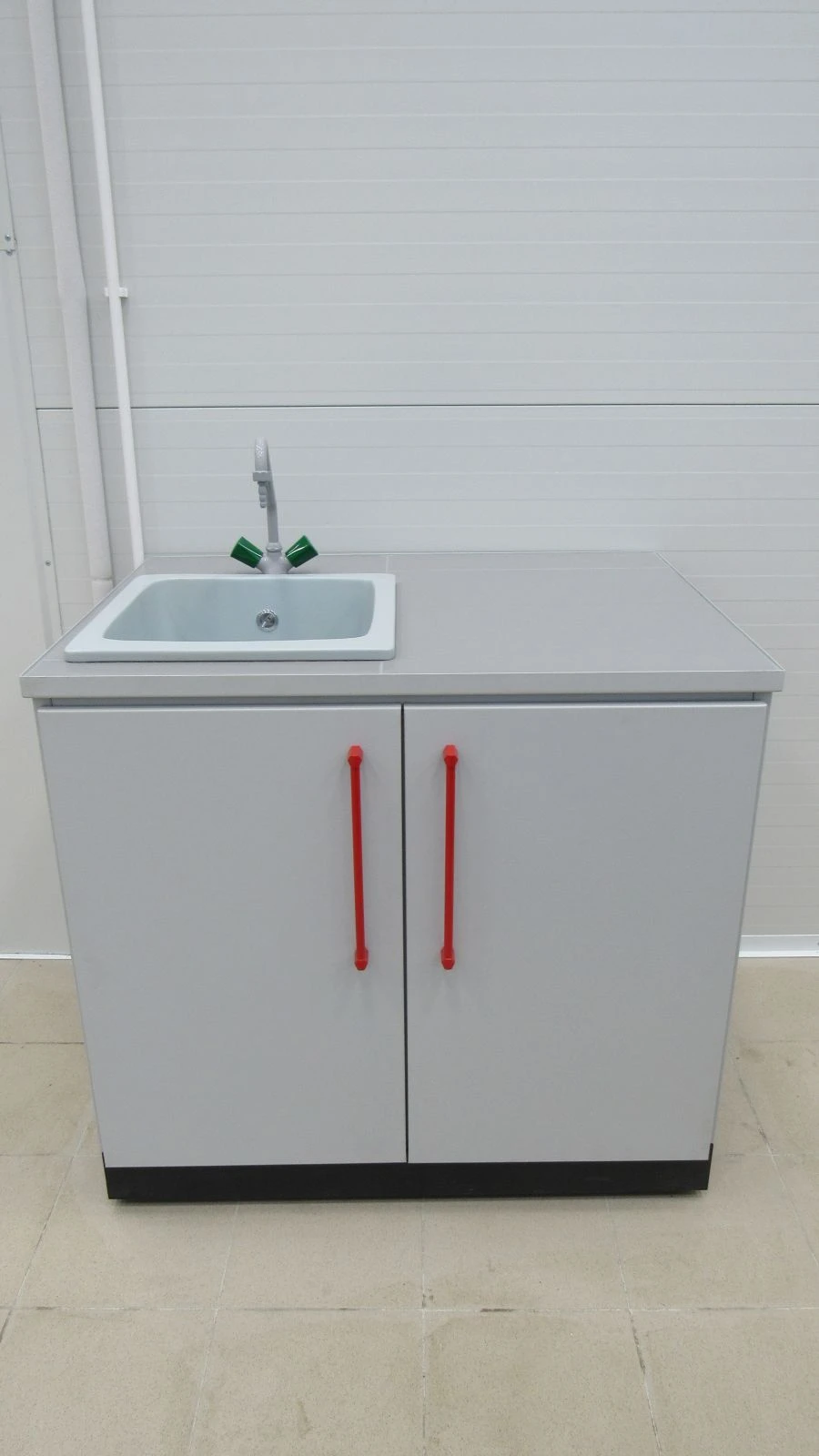 Delta Series Laboratory Work Table with Sink