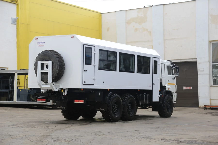 Special Passenger Vehicle for Crew Transport - Model 4237R1, 4237R2