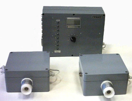 Hydrogen Chloride and Gas Analyzer "GRANT