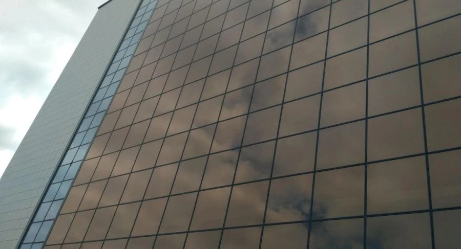 Comfort˚ Bronze 20 Soft Coated Solar Control Glass