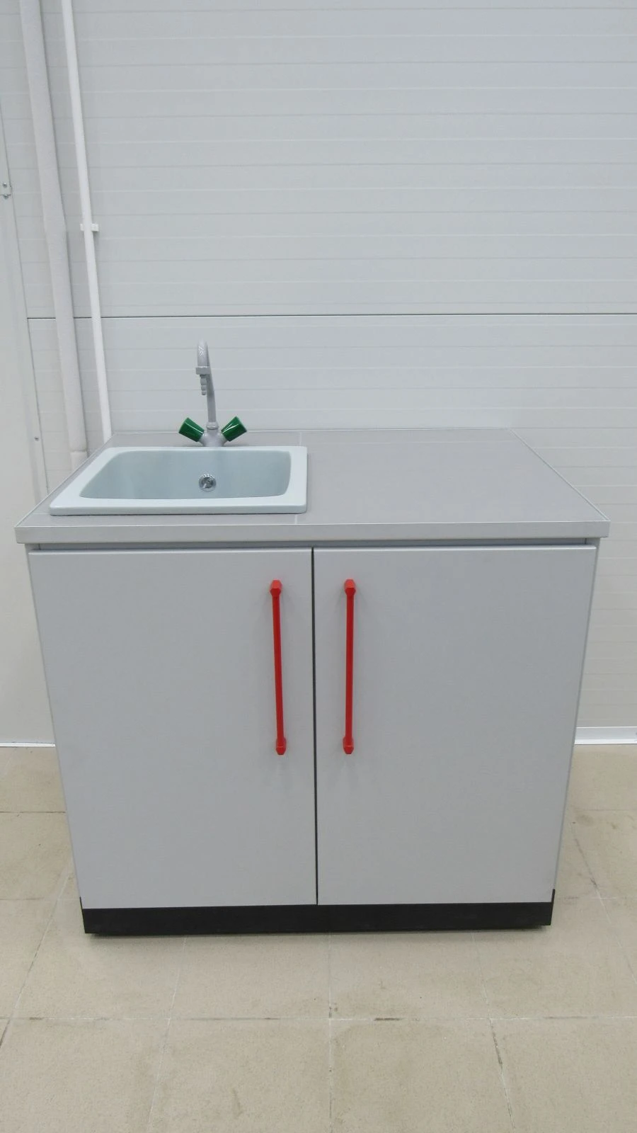 Delta Series MT Laboratory Washing Table