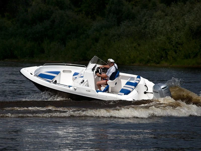 Bester 480RA Combination Motor Boat