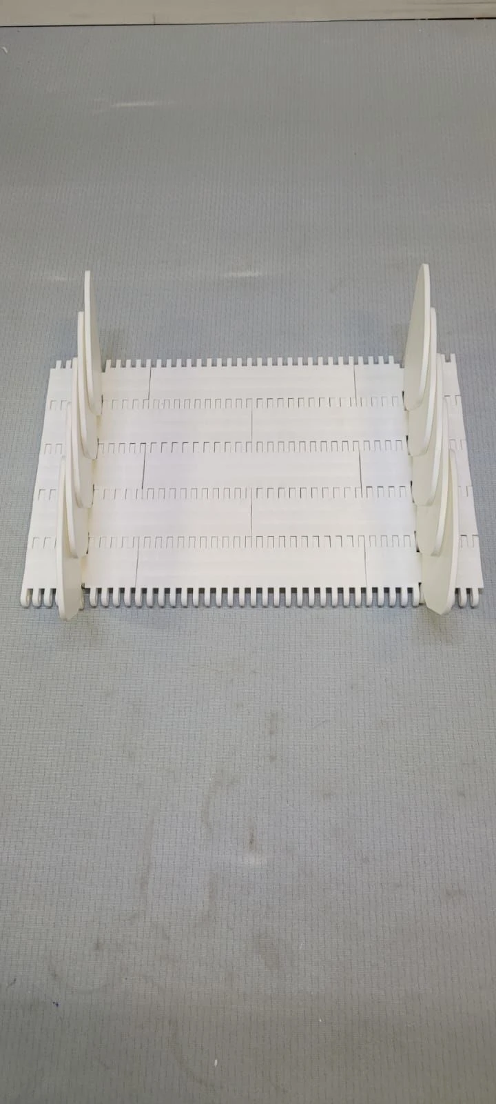 Modular Conveyor Belt ML5068 PE for Transporting Products