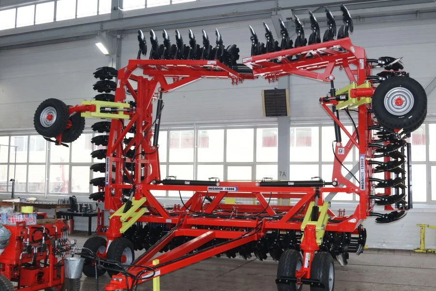 Wide-Span Disc Tiller "Megadisk-15000