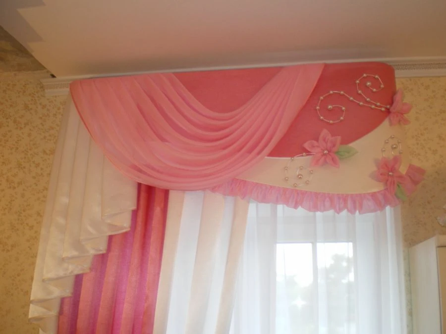 Decorative Window and Door Valance with Swags