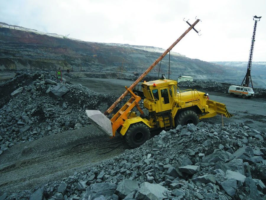 KIROVETS K-703MA-12 Tractor