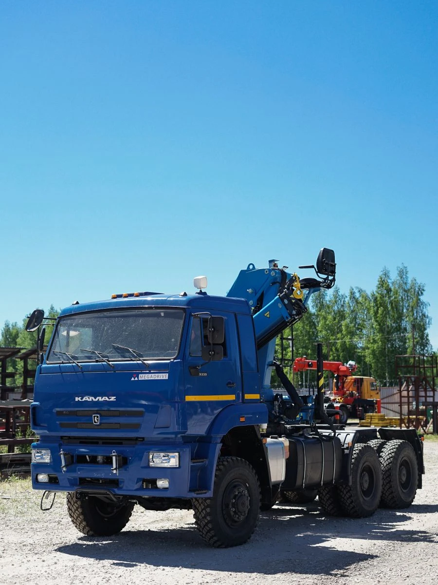 Multi-functional Hydraulic Crane Truck KMA on KAMAZ 43118 41K33N-U6