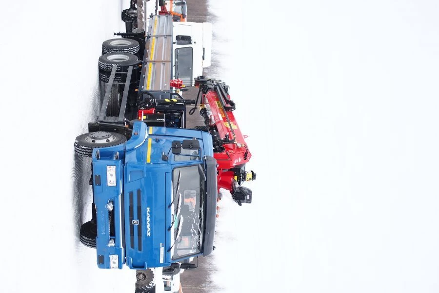 Multi-Functional Truck with Hydraulic Crane MKMA on KAMAZ 43118 Chassis - 41K16N-Z240