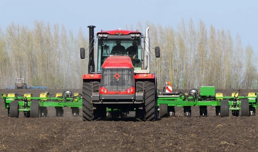 Kirovets K-730 Standard 3 All-Purpose Agricultural Tractor 300 HP