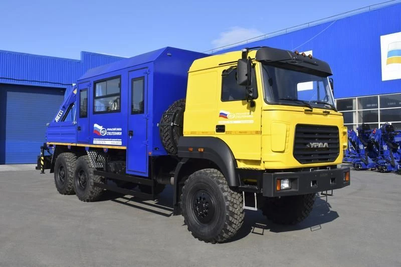 Mobile Workshop with Crane UZST UZ for Repair and Laboratory Tasks