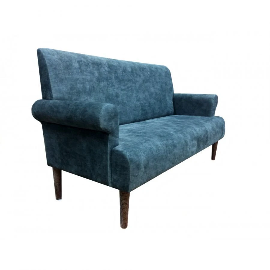 Classic English Style "Middle" Sofa