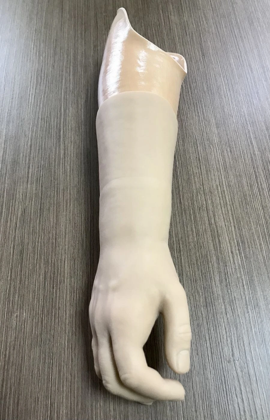 Cosmetic Forearm Prosthesis for Functional Rehabilitation