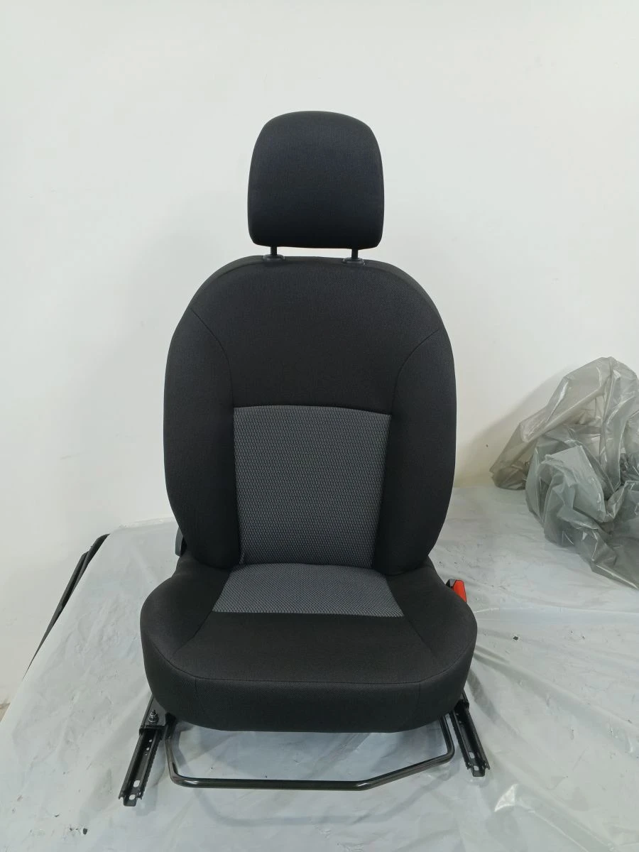 First Row Seat XGE for Lada Largus 8450108193