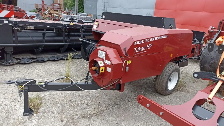 Tukan HP Max Baler PPT-042 for Efficient Hay Collection