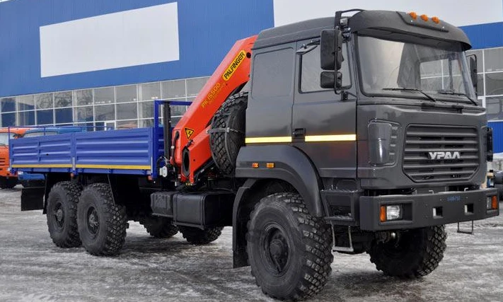 Ural 4320 Mounted Vehicle with Crane Manipulator (Inman IT150) Model 677516