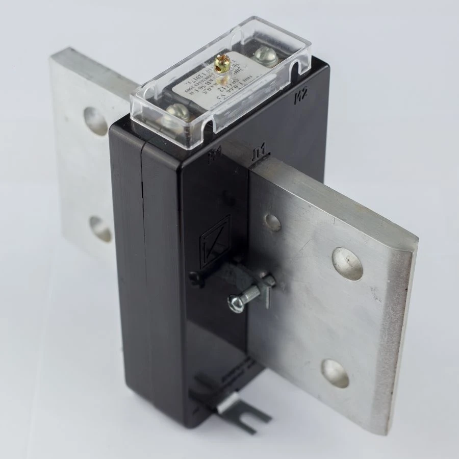 Current Transformer TShP-0.66 5 VA 0.5 S 1000/5