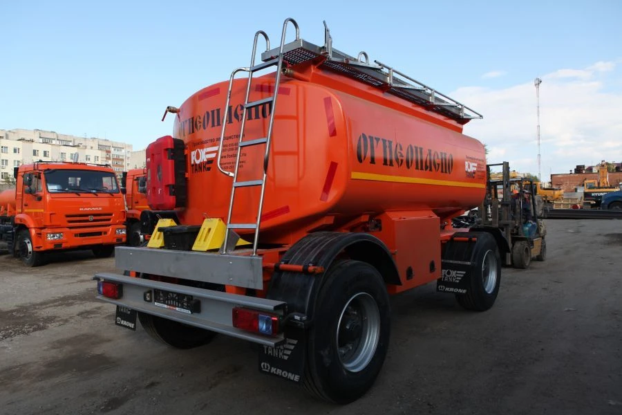 FOX TANK PЦ 966636 Tank Trailer for Hazardous Cargo Transport