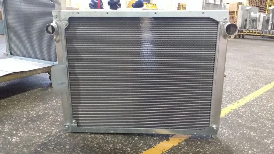 Liquid Cooling Radiator for Engine 4320Б5А-1301010