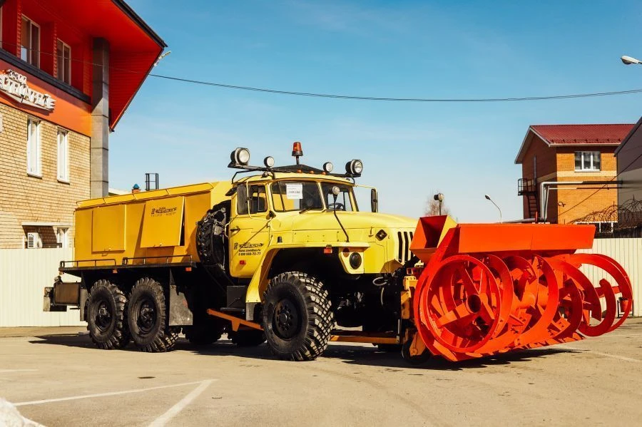 Snow Blower Auger-Rotor SFR-1 Model 7963 MA on URAL Chassis