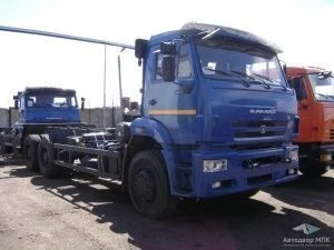 AZC20集装箱运输车