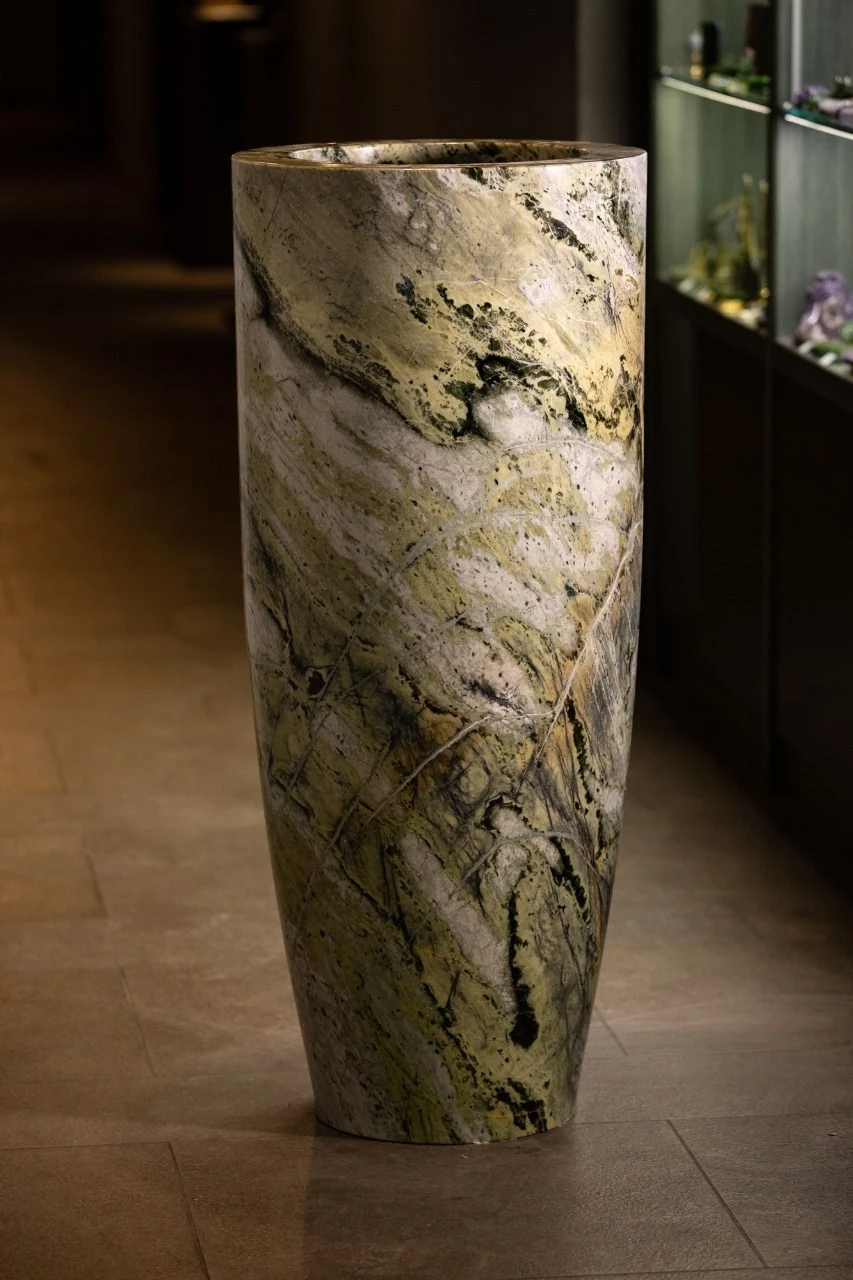 Oficalcite Vase with Height of 1150 mm