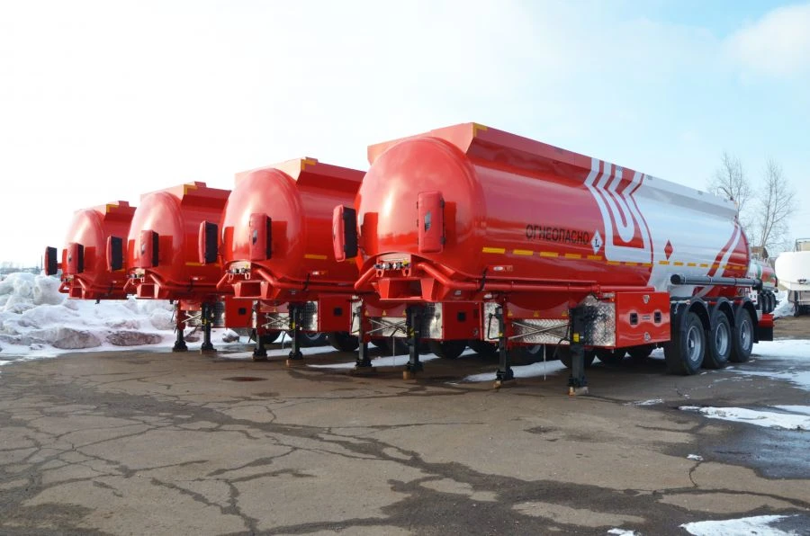 Round Tank Semi-Trailer for Transporting Oil - GRP3 92234-0000010