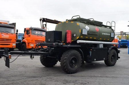 Frame Tank Trailer for Methanol Transport, Model UZST 9275-0000120