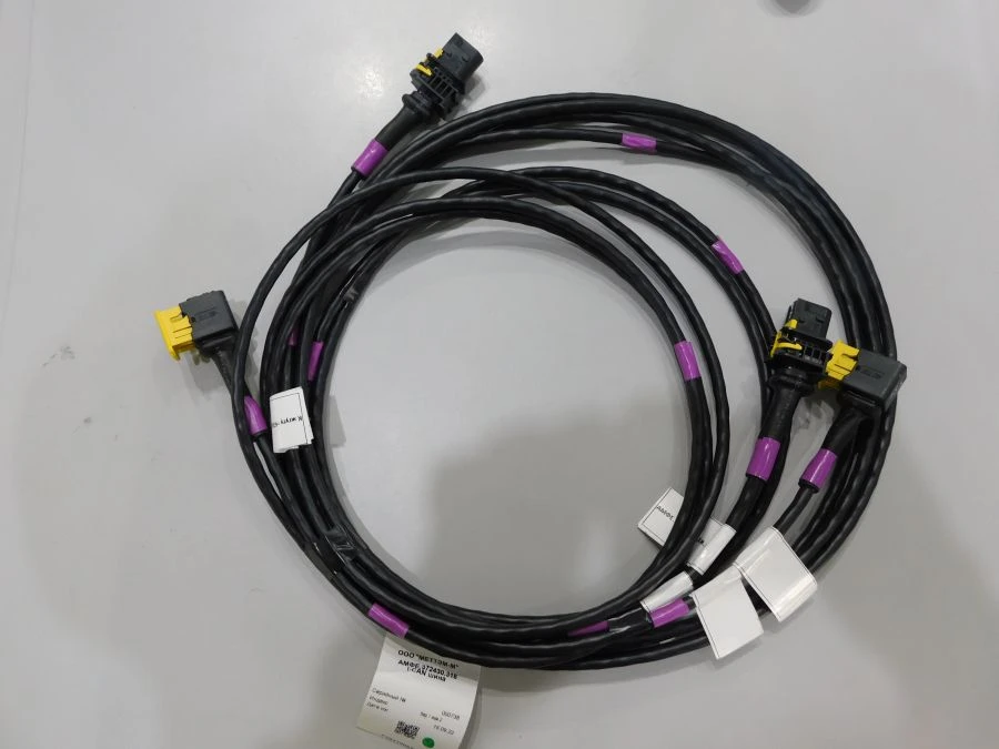 I-CAN AMFE Bus for Electrical Equipment Connection