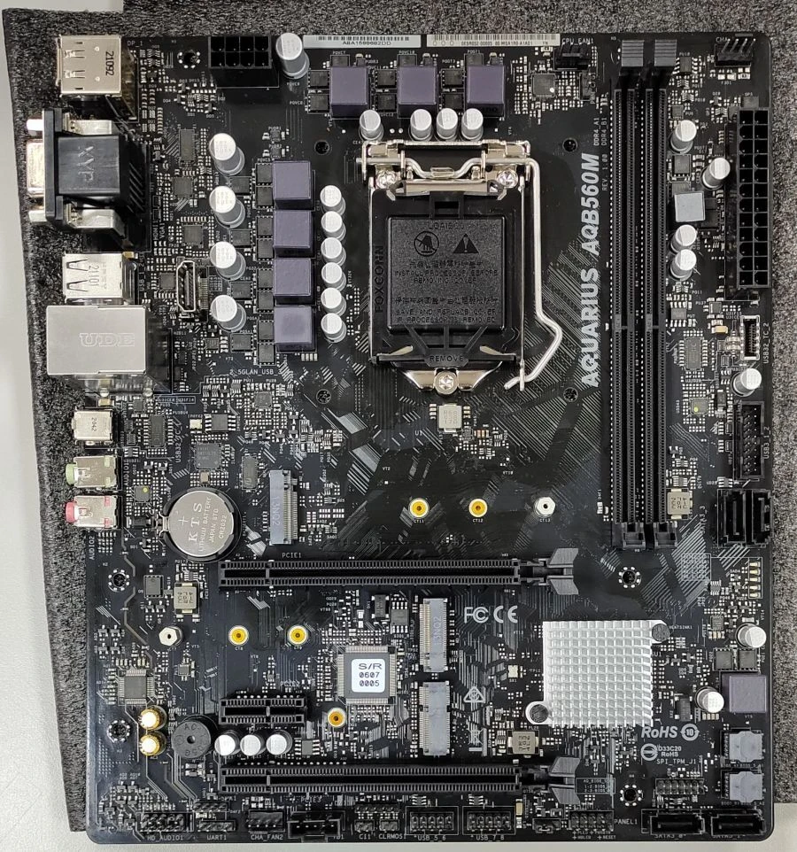 Modular Computer Motherboard for Versatile Builds AQB560M