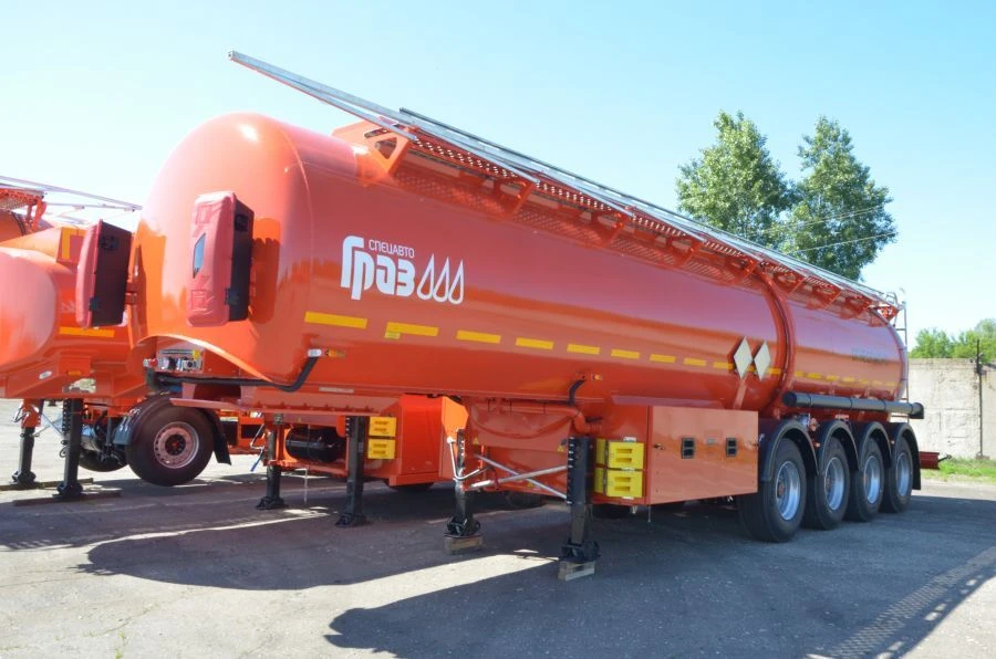 Round Shape Tank Semi-Trailer for Transporting Oil - Model 91319-0000010