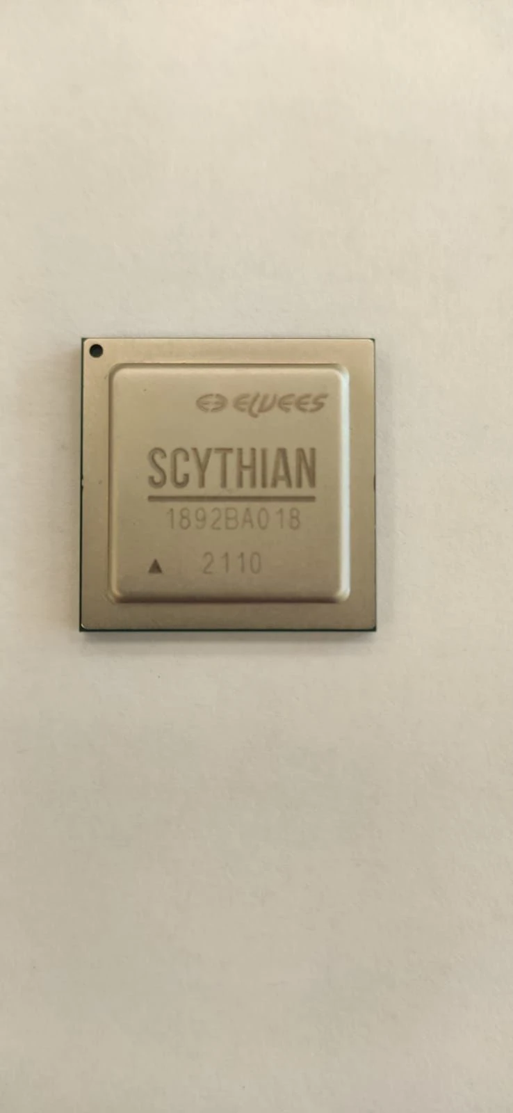 Integrated Circuit 1892BA018 for Mobile and Multimedia Applications