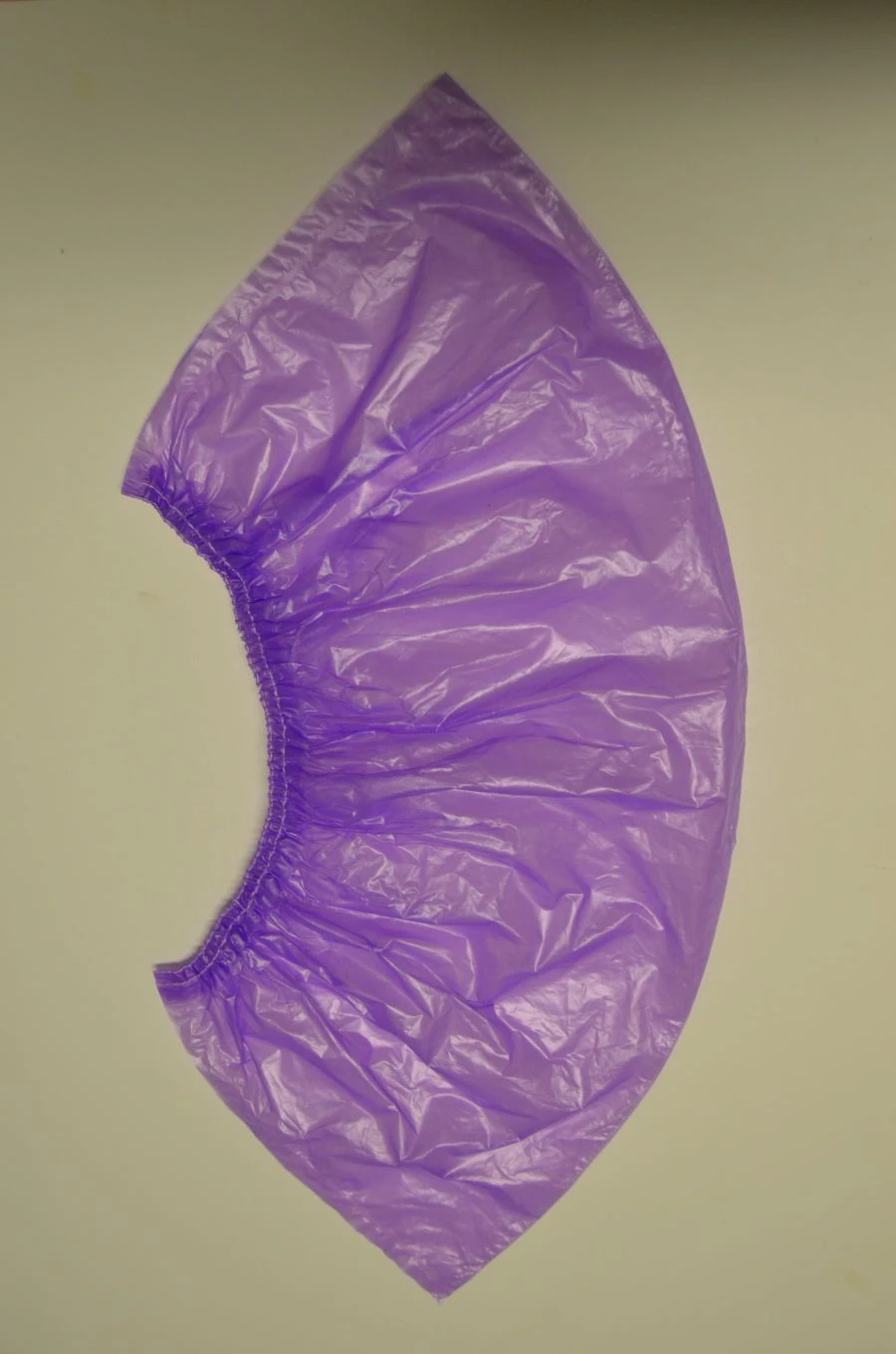 Durable Waterproof Disposable Non-Sterile Medical Shoe Covers 40x14 cm
