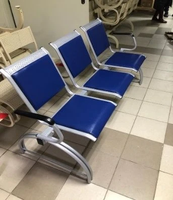 Semi-soft sectional chair for multiple seating