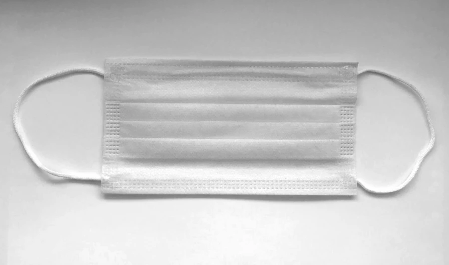 Disposable Non-Sterile Medical Masks - Four Layer, 70g/m2, White