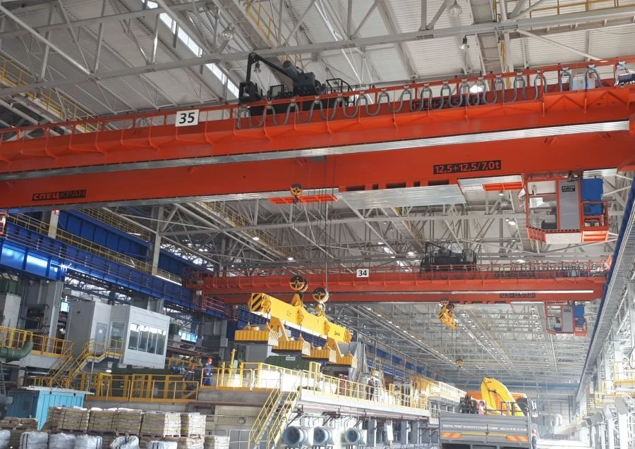 Electric Overhead Metallurgical Crane, Type KMm