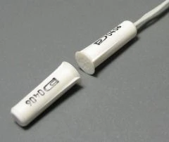 Magnetic Contact Security Sensor IО 102-15/1
