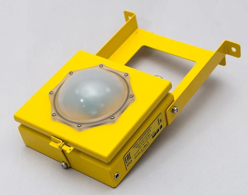 Light Indicator TIS 8.24.1.00.000 for Directional Signaling