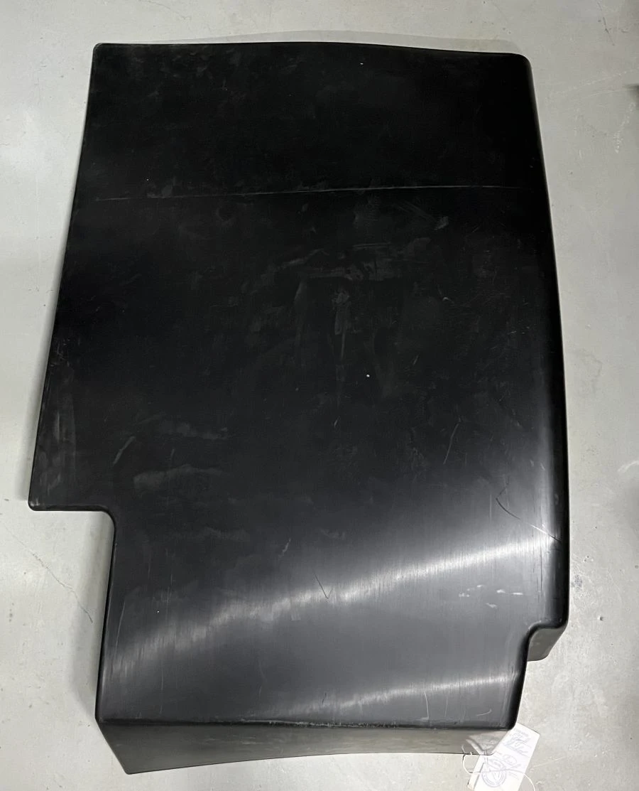Right Wing Mudguard S35510E2-8403264