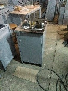 Laboratory Table with Sink TV-SLTM-02.01