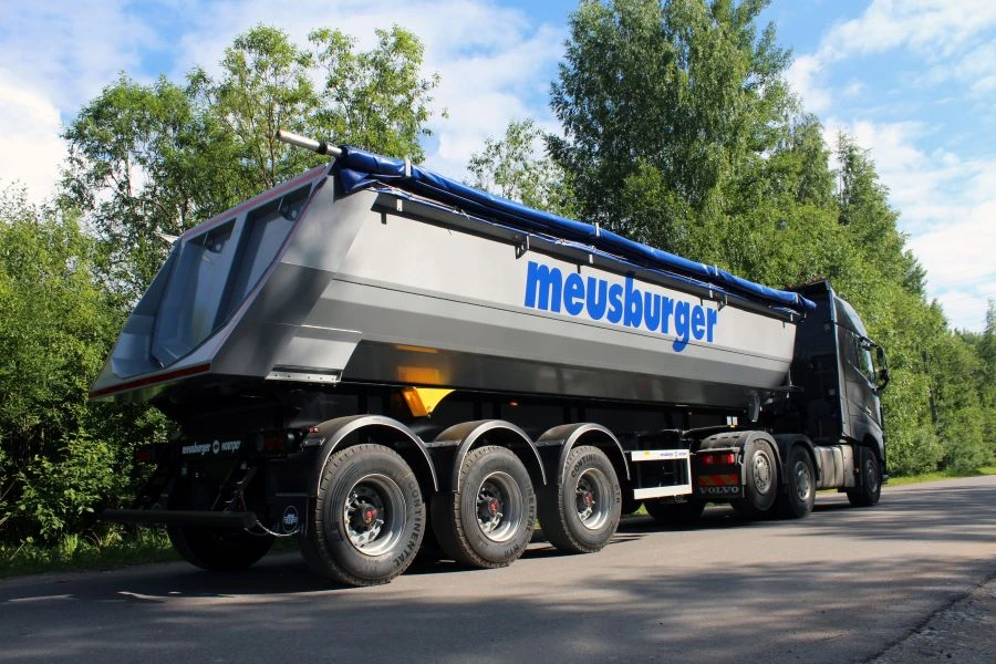 Tri-Axle Dump Semi-Trailer SK-345