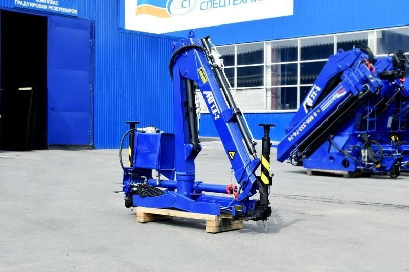 Crane for Lifting and Moving Loads - ANT 1.8-2