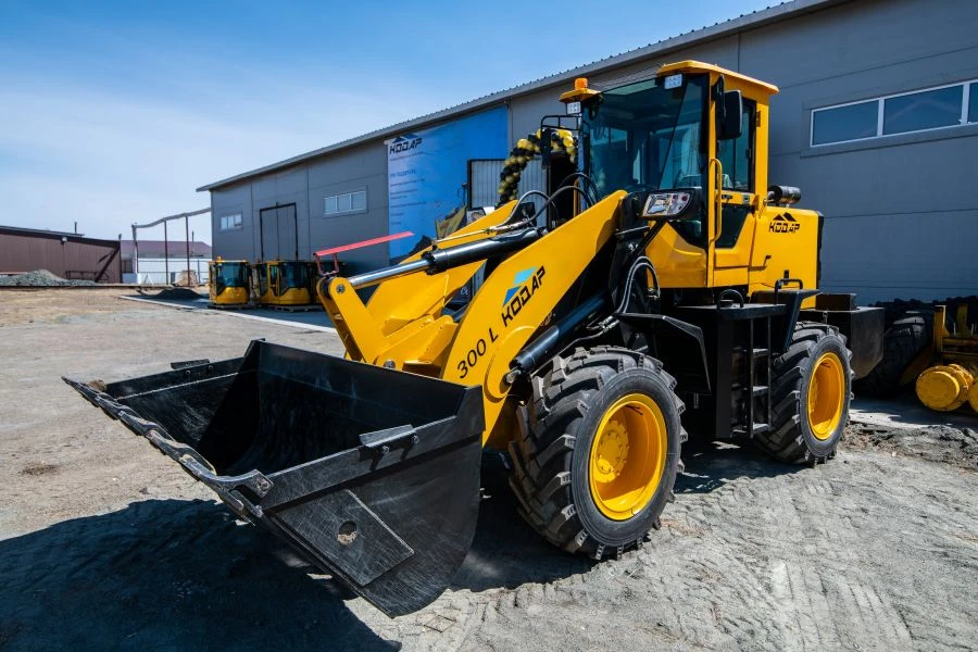 KODAR Front Loader Heavy-Duty Earthmoving Equipment
