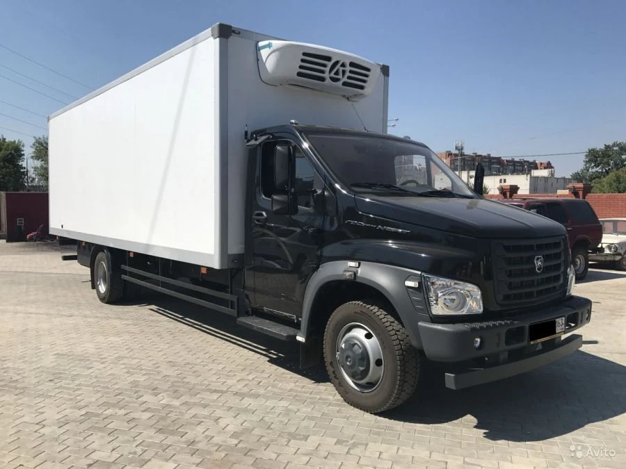 Isothermal Refrigerated Cargo Truck with Diesel Engine Type 47122, Model 47122A