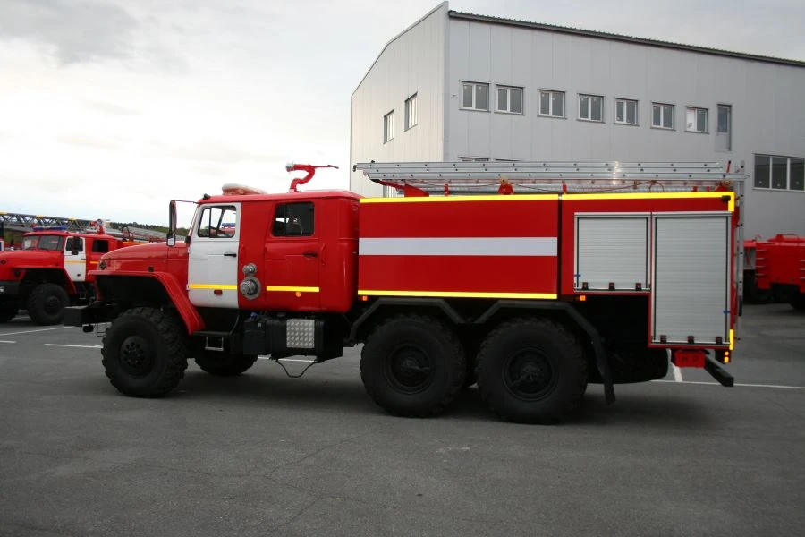 Firefighting Foam Vehicle APT 7.0-70/4 Type 4673A on Ural-5557 Chassis