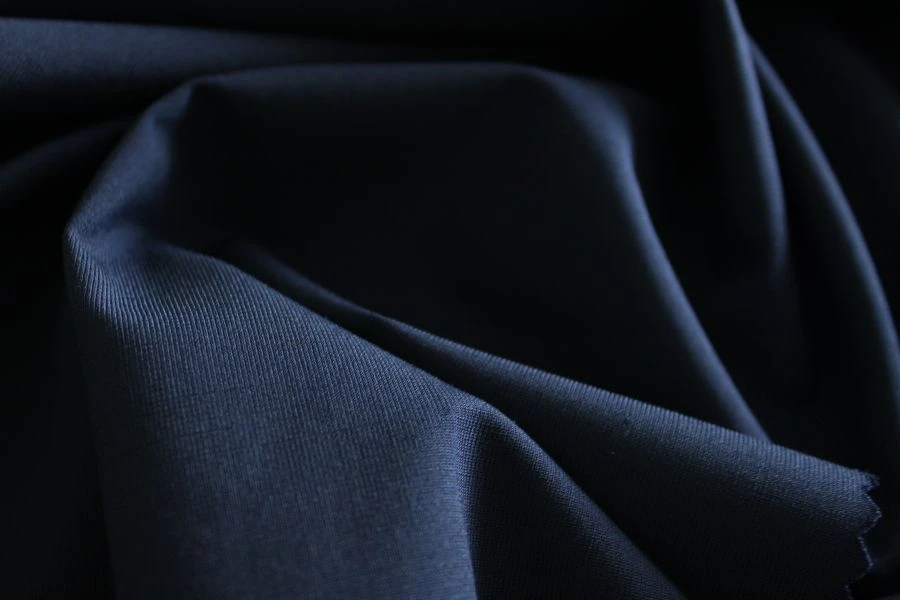 Suiting Fabric Wool Blend 18s185sAR-DY, Color 13-4