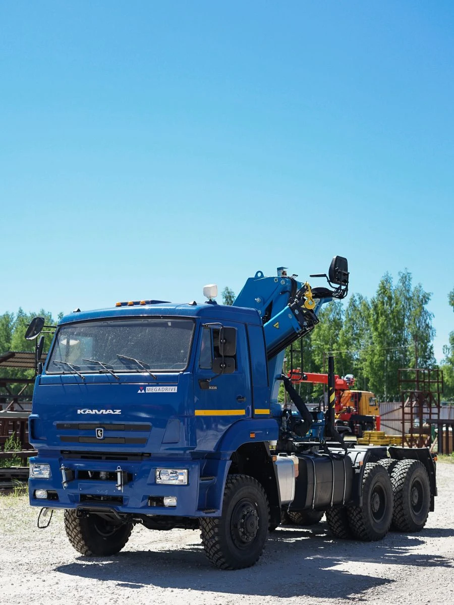 Multi-Functional Truck with Hydraulic Crane MKMA based on KAMAZ 43118 41K37N-UC