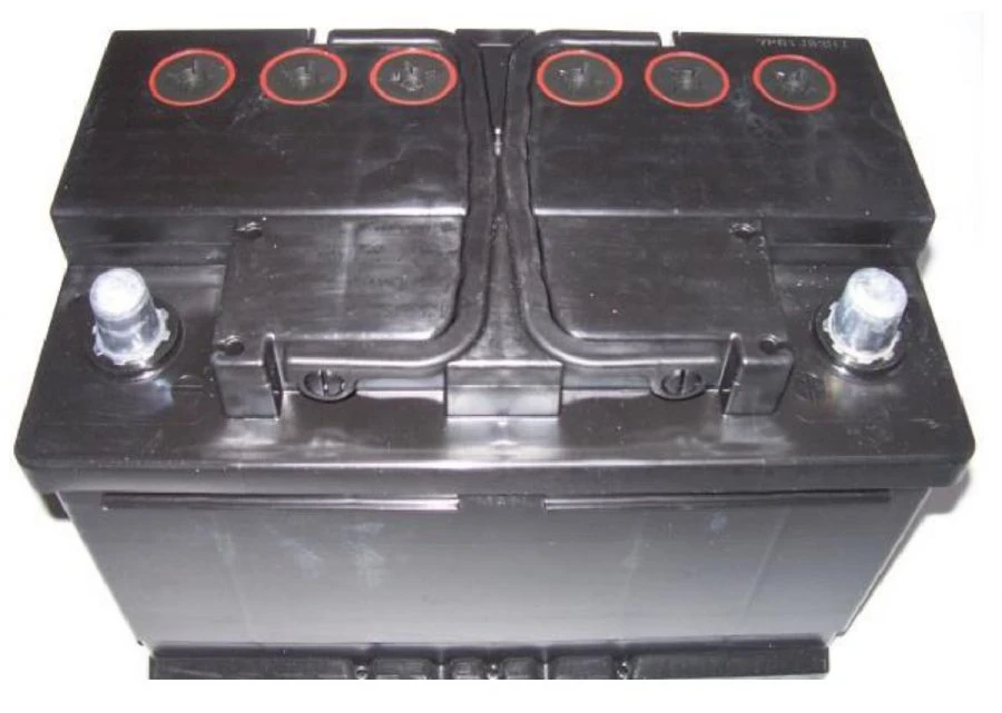 Аккумуляторная батарея BATTERY ASSY-CMF68L (6СТ-68VL HYUNDAI Euro) - Свинцовая аккумуляторная батарея с жидким электролитом (сер