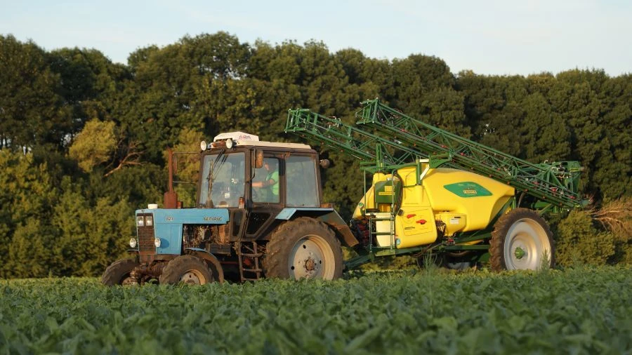 Gvarta-8 OPG-3700/24MK Towable Sprayer